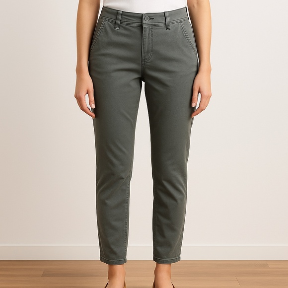 Democracy “Ab”solution Chino Pants • Size 10 - Picture 1 of 7